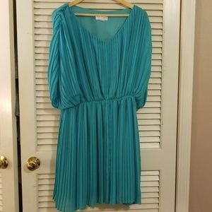 Jessica Simpson Button-Shoulder Pleated Dress